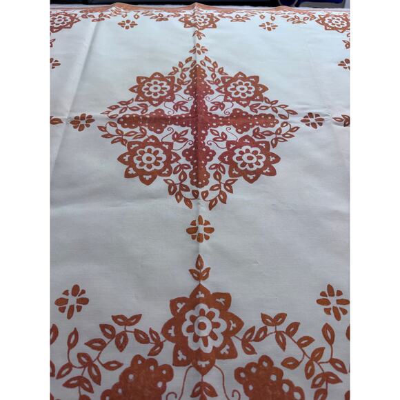 Vintage Orange & Cream / White Table Square Floral Design! - Picture 6 of 6